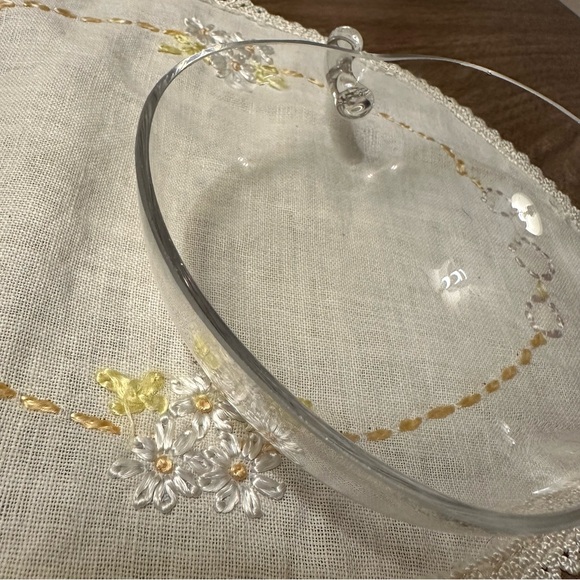 Hand Blown Clear Glass Apple Shaped Nut Bowl or Trinket Dish - Picture 3 of 8